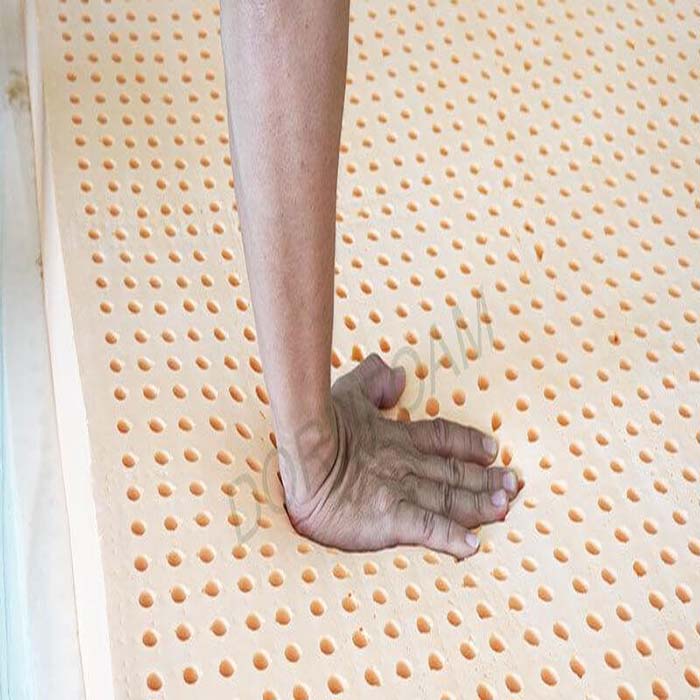 Chọn nệm có độ thoáng khí cao cho ngày nắng nóng