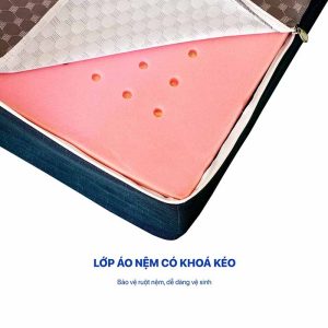 Áo nệm dễ dàng mở ra vệ sinh