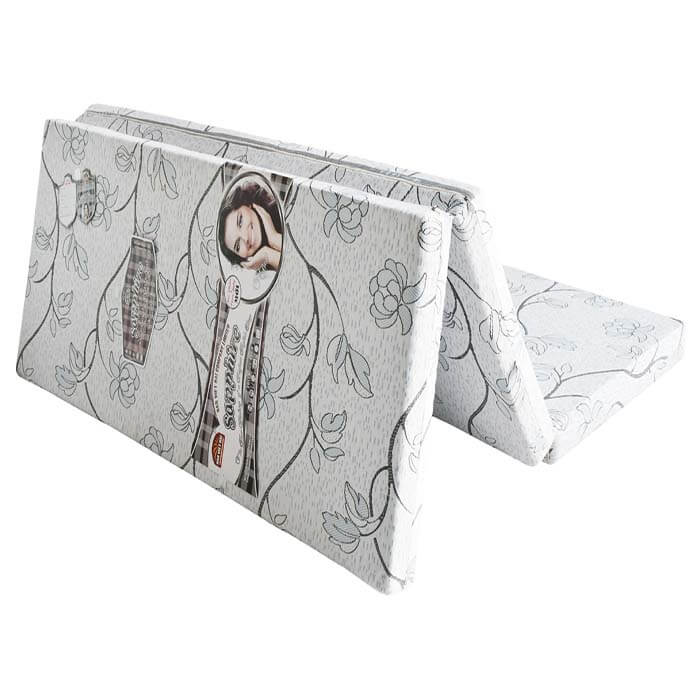 Nệm gấp 2 người nằm là sản phẩm có cấu trúc dạng gập 2, 3 tấm cực kỳ tiện lợi