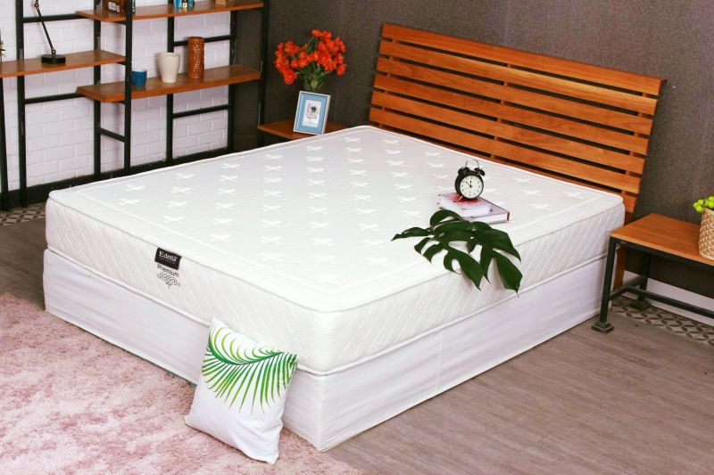 Nệm lò xo 1m8x2m là sản phẩm phổ biến ở hầu hết các thương hiệu