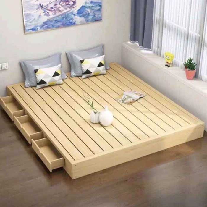 Gỗ thông khá mềm nên những món đồ nội thất rất dễ bị trầy xước, móp méo