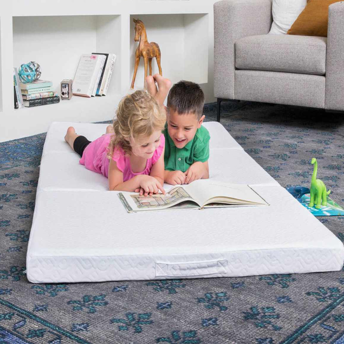 Việc chọn nệm cho trẻ cần nhiều đặc điểm và yếu tố khác nhau