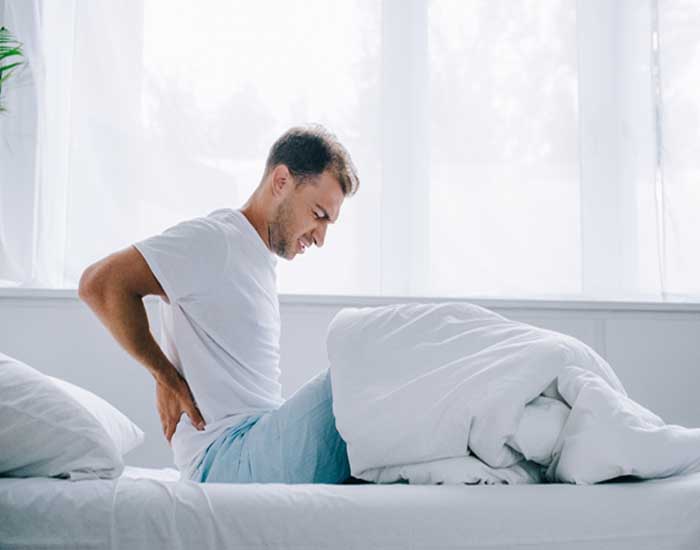 Giấc ngủ sẽ bị tác động nghiêm trọng khi bạn nằm trên một chiếc nệm lò xo bị lún