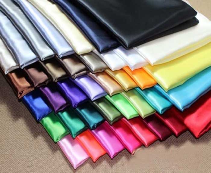 Lụa tơ tằm là một loại vải được làm từ sợi tơ tằm, độ thoáng khí cao